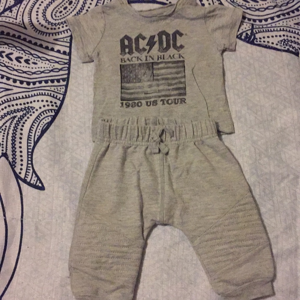 Outfit set